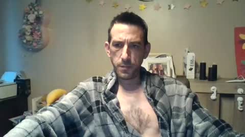 Snapshot of skinnybigcock2 chatting on 07.19.26 SkinnyBigCock2 online show from 07.19.26