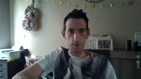 Snapshot of skinnybigcock2 chatting on 07.24.26 SkinnyBigCock2 online show from 07.24.26