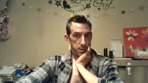 Snapshot of skinnybigcock2 chatting on 07.27.26 SkinnyBigCock2 online show from 07.27.26