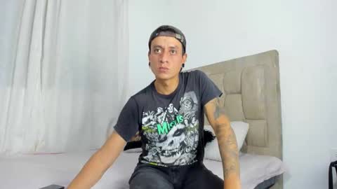 skinnydevil1 online show from 02.07.26