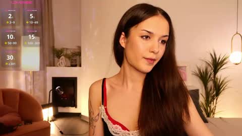Snapshot of skinnyellie chatting on 07.16.26 Ellie online show from 07.16.26