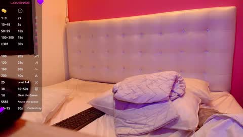 Karla  online show from 02.04.25