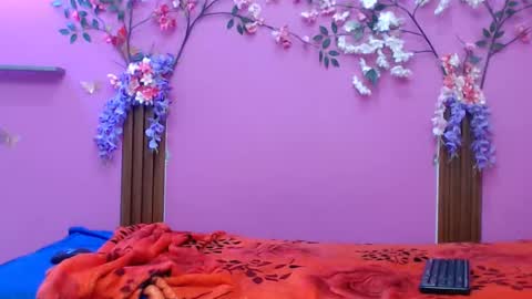 sofia online show from 11.24.25