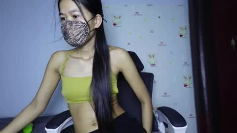 Snapshot of skinnythai4u chatting on 05.23.26 skinnythai4u online show from 05.23.26