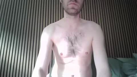 Snapshot of skinnytomdickinson chatting on 04.27.26 skinnytomdickinson online show from 04.27.26