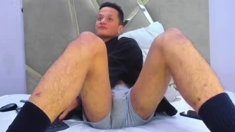 SkinnyZeth online show from 10.16.25