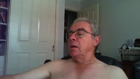 Snapshot of skipper1970 chatting on 02.19.26 Skipper1970 online show from 02.19.26