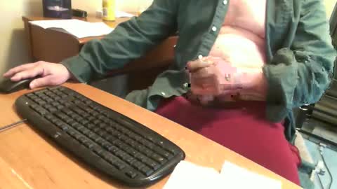 Snapshot of skn1960e chatting on 12.10.24 skn1960e online show from 12.10.24