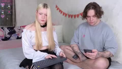 Snapshot of skuf_page chatting on 07.17.26 Ethan and Mona online show from 07.17.26