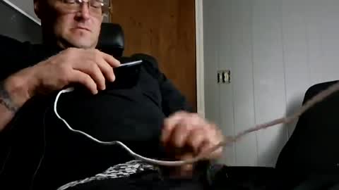 Snapshot of skunk8p chatting on 06.22.26 skunk8p online show from 06.22.26