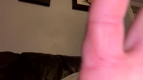 skuzzy25 online show from 01.04.25