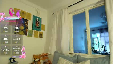 Snapshot of sky_fox_1 chatting on 04.29.26 STIVEN online show from 04.29.26