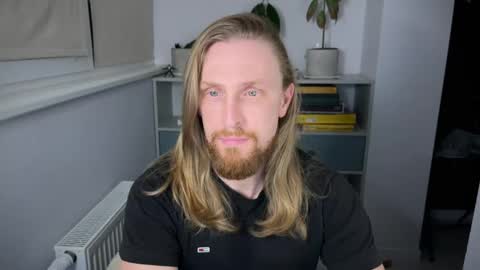 sky_guy25 online show from 11.15.25