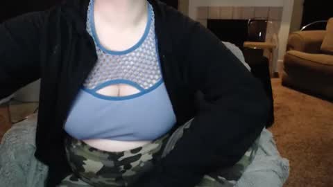 SKYLE   online show from 11.17.25