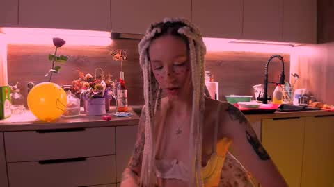    online show from 02.15.25