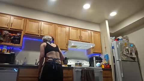 Skyisacutie online show from 04.29.26