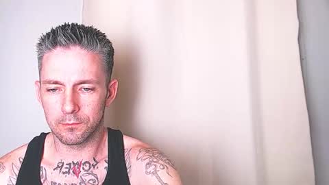 Snapshot of skylarrgrey chatting on 03.20.26 SkylarGrey online show from 03.20.26
