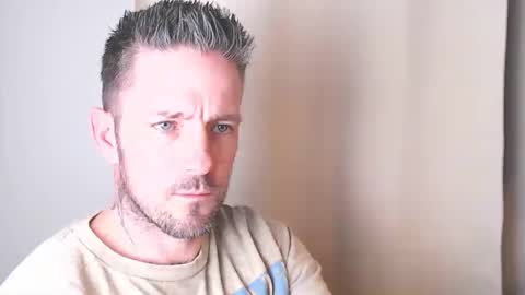 Snapshot of skylarrgrey chatting on 03.26.26 SkylarGrey online show from 03.26.26