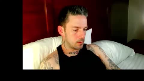 Snapshot of skylarrgrey chatting on 04.07.26 SkylarGrey online show from 04.07.26