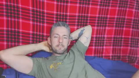 Snapshot of skylarrgrey chatting on 04.16.26 SkylarGrey online show from 04.16.26