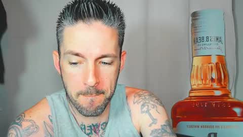 Snapshot of skylarrgrey chatting on 05.11.26 SkylarGrey online show from 05.11.26
