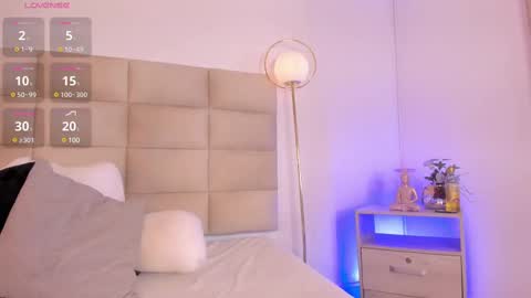    online show from 03.03.25