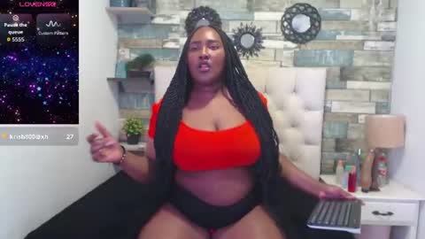 Snapshot of skyler_naomi chatting on 06.10.26 skyler_naomi online show from 06.10.26