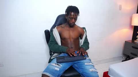 SKYLERBIGXXX online show from 10.19.25