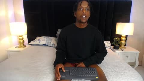 Snapshot of skylerbigxxx chatting on 06.04.26 SKYLERBIGXXX online show from 06.04.26