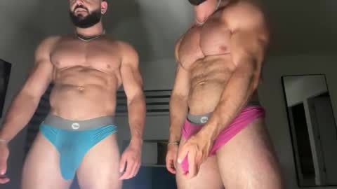 Snapshot of skylerflexes chatting on 04.23.26 Skyler Flexes online show from 04.23.26
