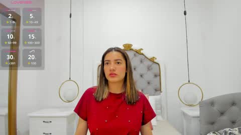 Snapshot of skylerwhite02 chatting on 04.13.26 Skyler online show from 04.13.26