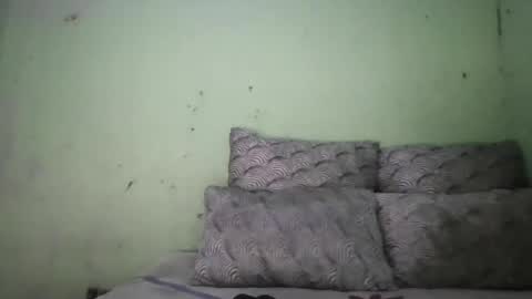 Skylour online show from 04.13.26