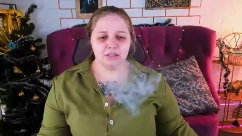 Snapshot of sladadeew chatting on 01.09.26 Slada Deew online show from 01.09.26