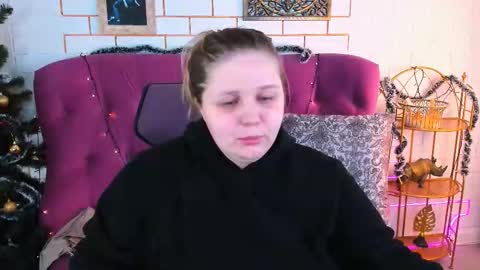 Snapshot of sladadeew chatting on 01.15.26 Slada Deew online show from 01.15.26