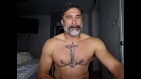 Snapshot of slappysamz chatting on 05.19.26 slappysamz online show from 05.19.26