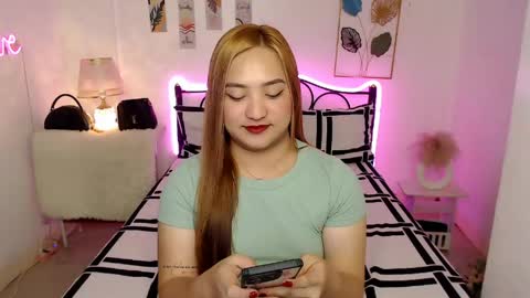 Snapshot of slave_amanda69 chatting on 06.04.26 Queen Cyrine online show from 06.04.26