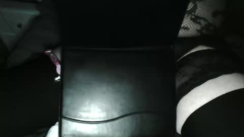 men use me live  online show from 02.05.25