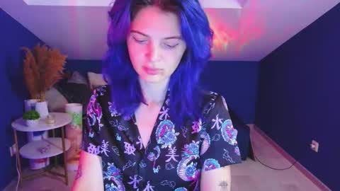 Emilia online show from 10.11.25