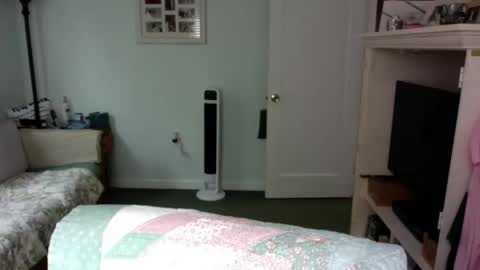 Snapshot of slick50000 chatting on 09.16.25 slick50000 online show from 09.16.25