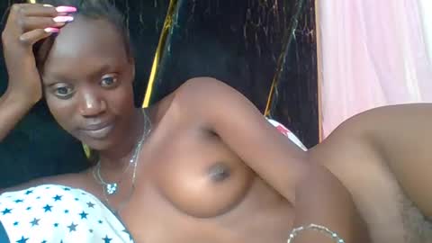 Snapshot of slim_ebony2006 chatting on 06.21.26 Anna online show from 06.21.26