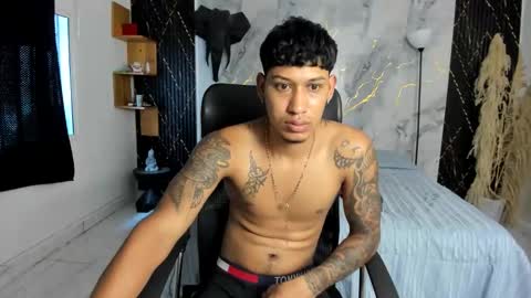 Snapshot of slim_master12 chatting on 05.31.26 slim_master12 online show from 05.31.26