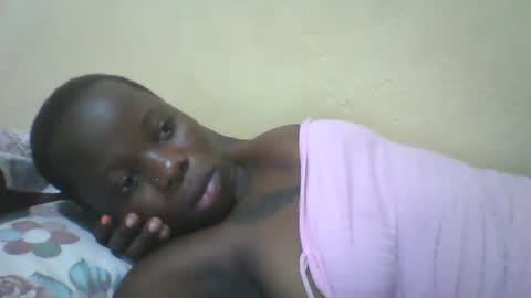 slim_petite_ebony online show from 01.22.25