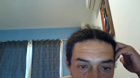 Snapshot of slimboyxxx chatting on 08.06.26 Slimboyxxx online show from 08.06.26