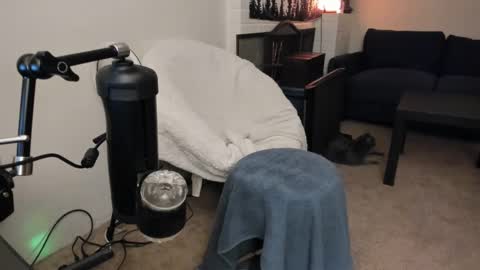 Snapshot of slimguerrilla chatting on 12.07.24 Slimguerrilla online show from 12.07.24