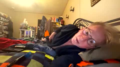 Snapshot of slimjim061560 chatting on 05.12.26 slimjim061560 online show from 05.12.26