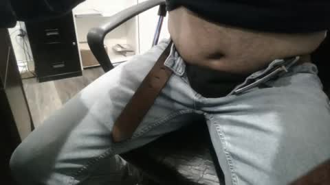 Snapshot of slimjimorange9 chatting on 10.30.25 slimjimorange9 online show from 10.30.25