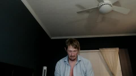 Snapshot of slimjp chatting on 06.14.26 slimjp online show from 06.14.26