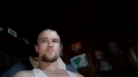 Snapshot of slimsleezy099 chatting on 09.23.25 Slimsleezy online show from 09.23.25