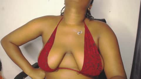 Snapshot of slimy_cunt chatting on 09.26.25 Jemila online show from 09.26.25