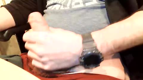 SlowGrow Uncut online show from 03.12.26